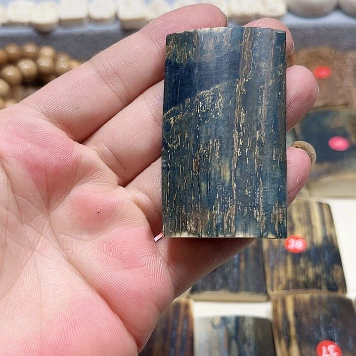 哈***房猛犸原材料边角料大块料