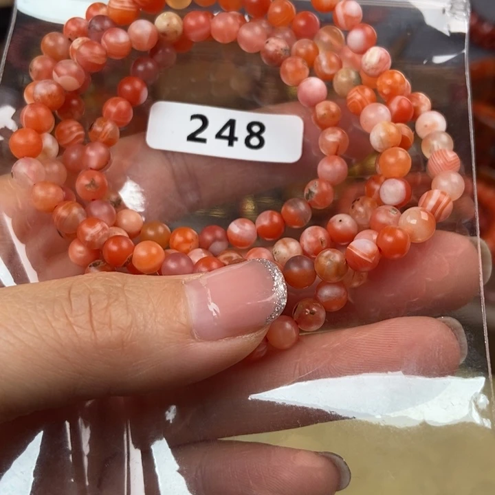 南红玛瑙未镶嵌颈饰