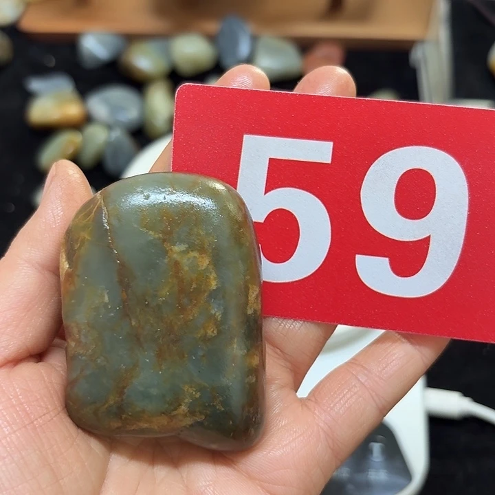 和田玉（糖玉）未镶嵌挂件