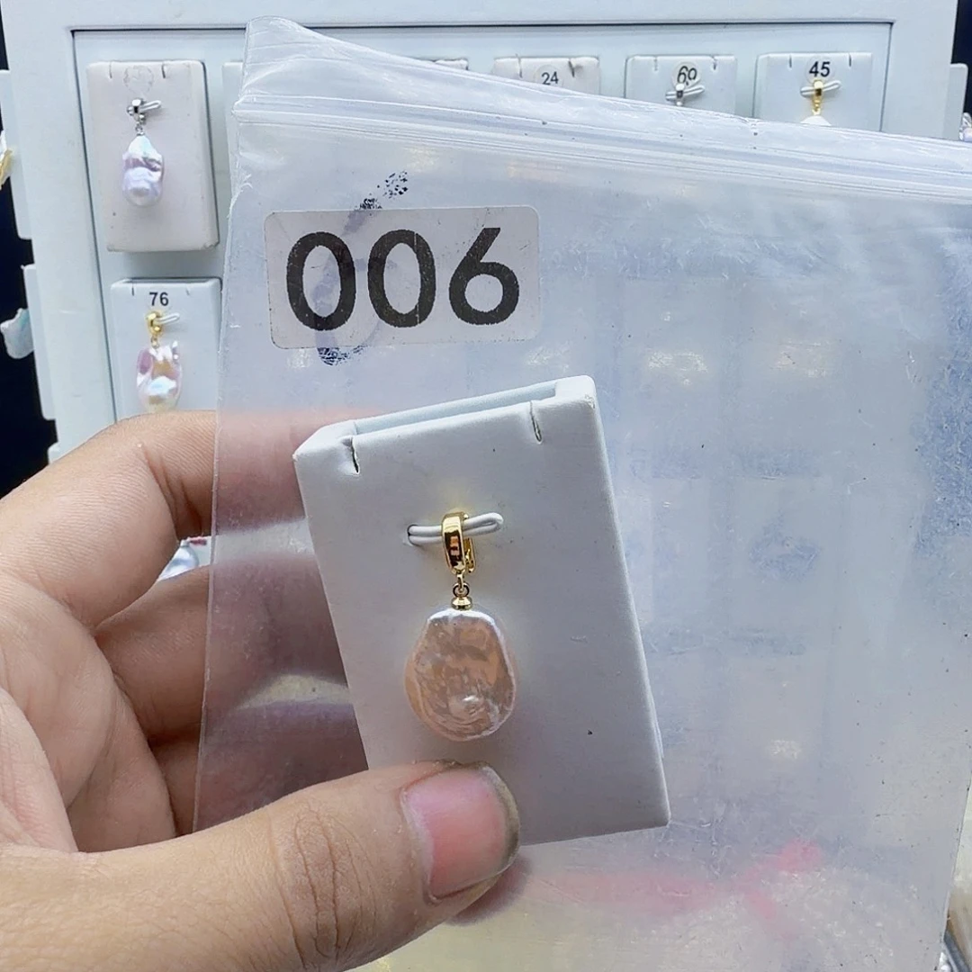 颈饰钛钢淡水珍珠