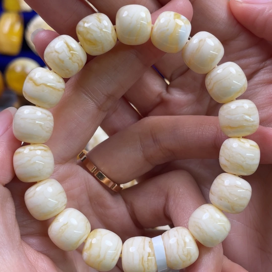 琥珀未镶嵌裸石琥珀蜜蜡