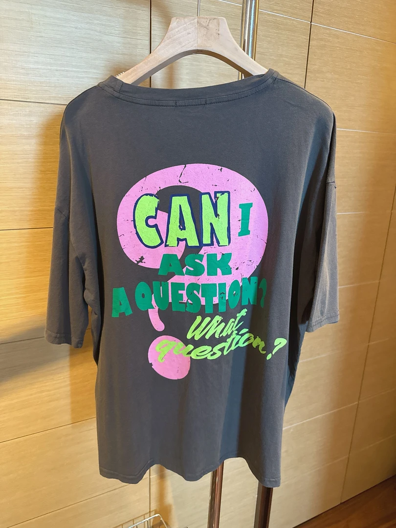 【张静芝】后背做旧涂鸦字母短袖T恤