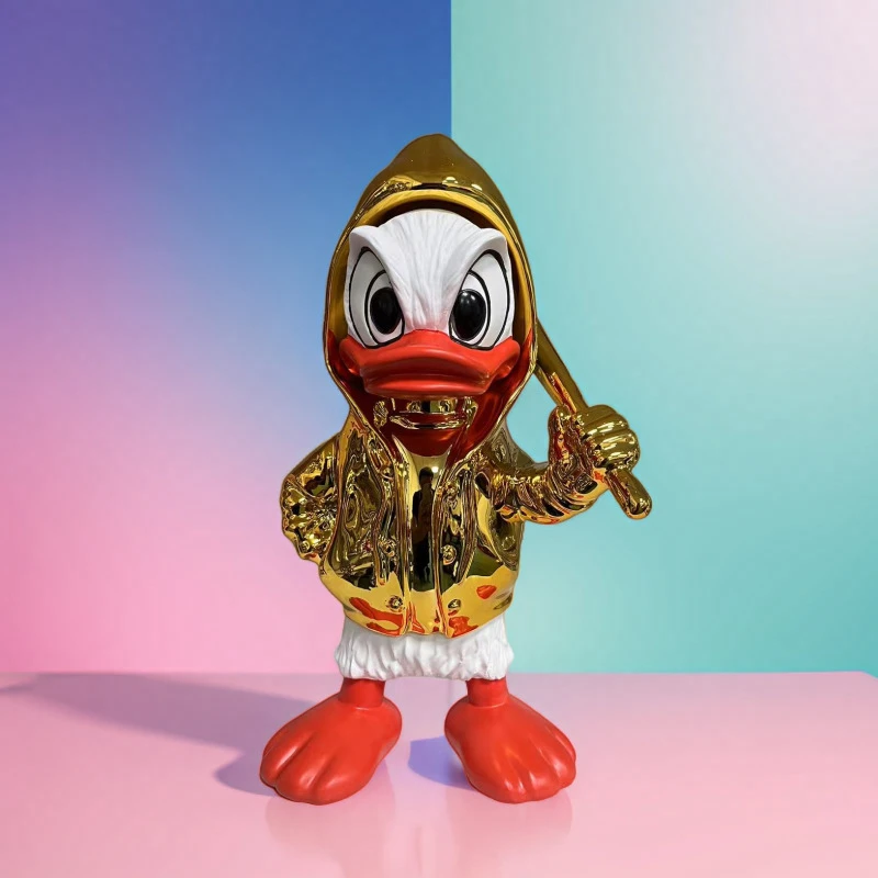 摩登创意潮玩唐老鸭摆件网红客厅桌面玄关电视柜摆设轻奢装饰品