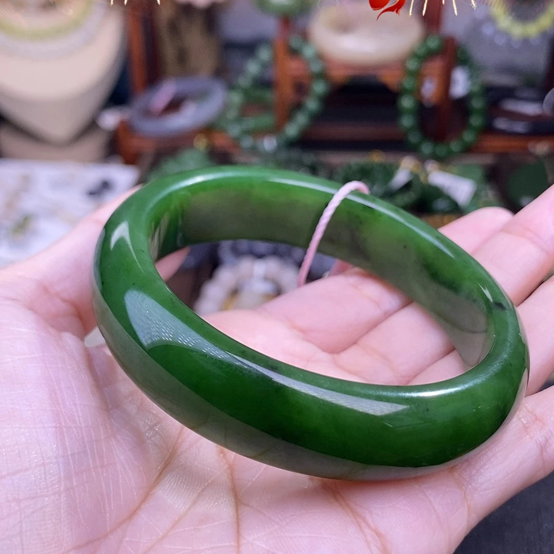 和田玉57.4 阳绿碧玉老料手镯清货价未镶嵌