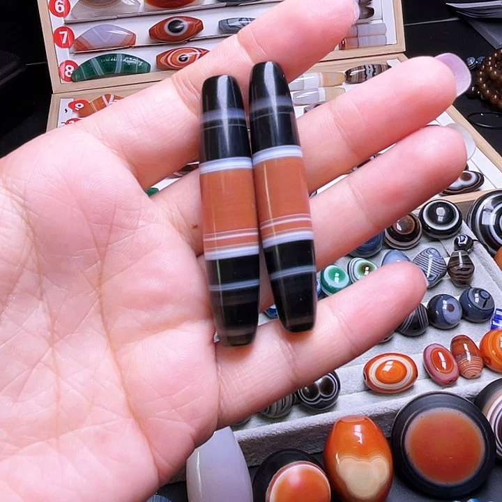 泛***片玛瑙/玉髓未镶嵌颈饰