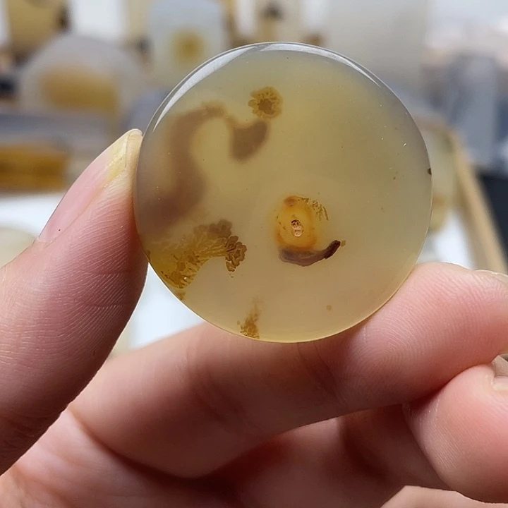 玛瑙/玉髓未镶嵌颈饰