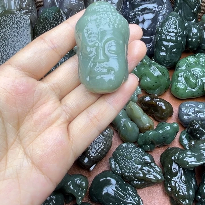 和田玉未镶嵌挂件