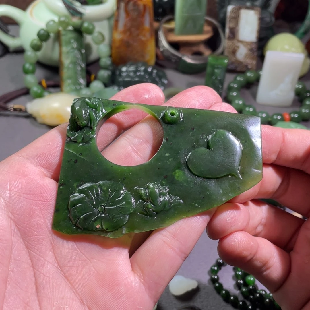 颈饰未镶嵌和田玉