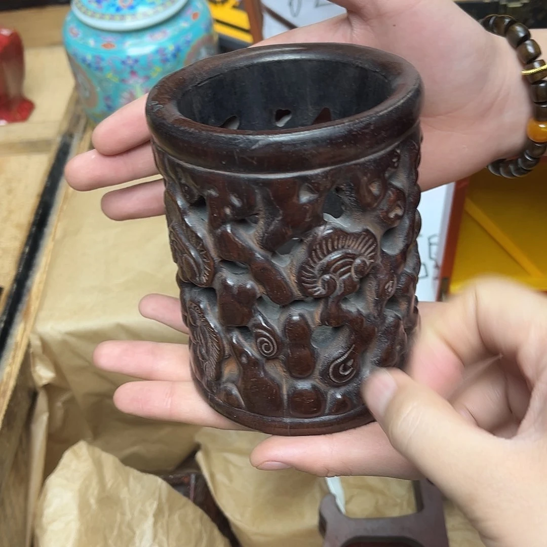 大叶紫檀（黑酸枝木类）