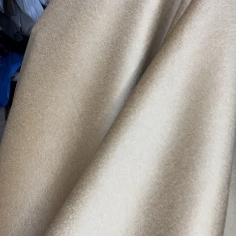 无纺布两米驼色单面布料