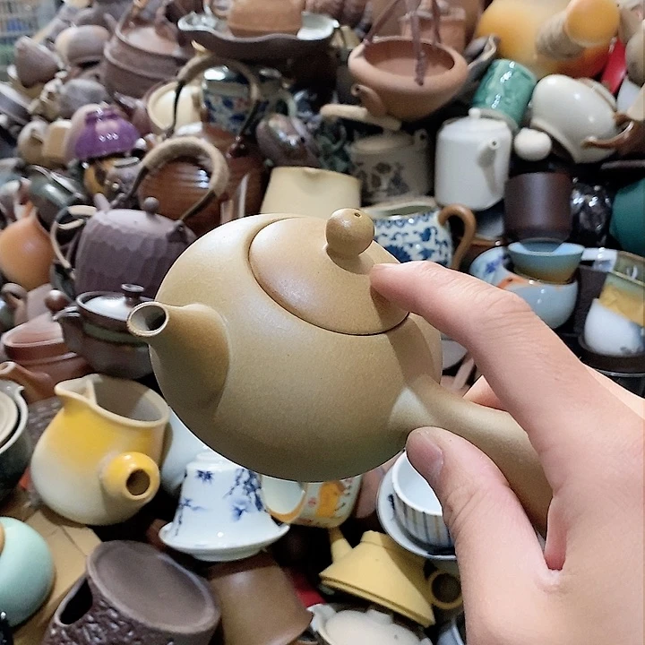 瓷片荷花的小尾巴真的好可爱呜呜好感动