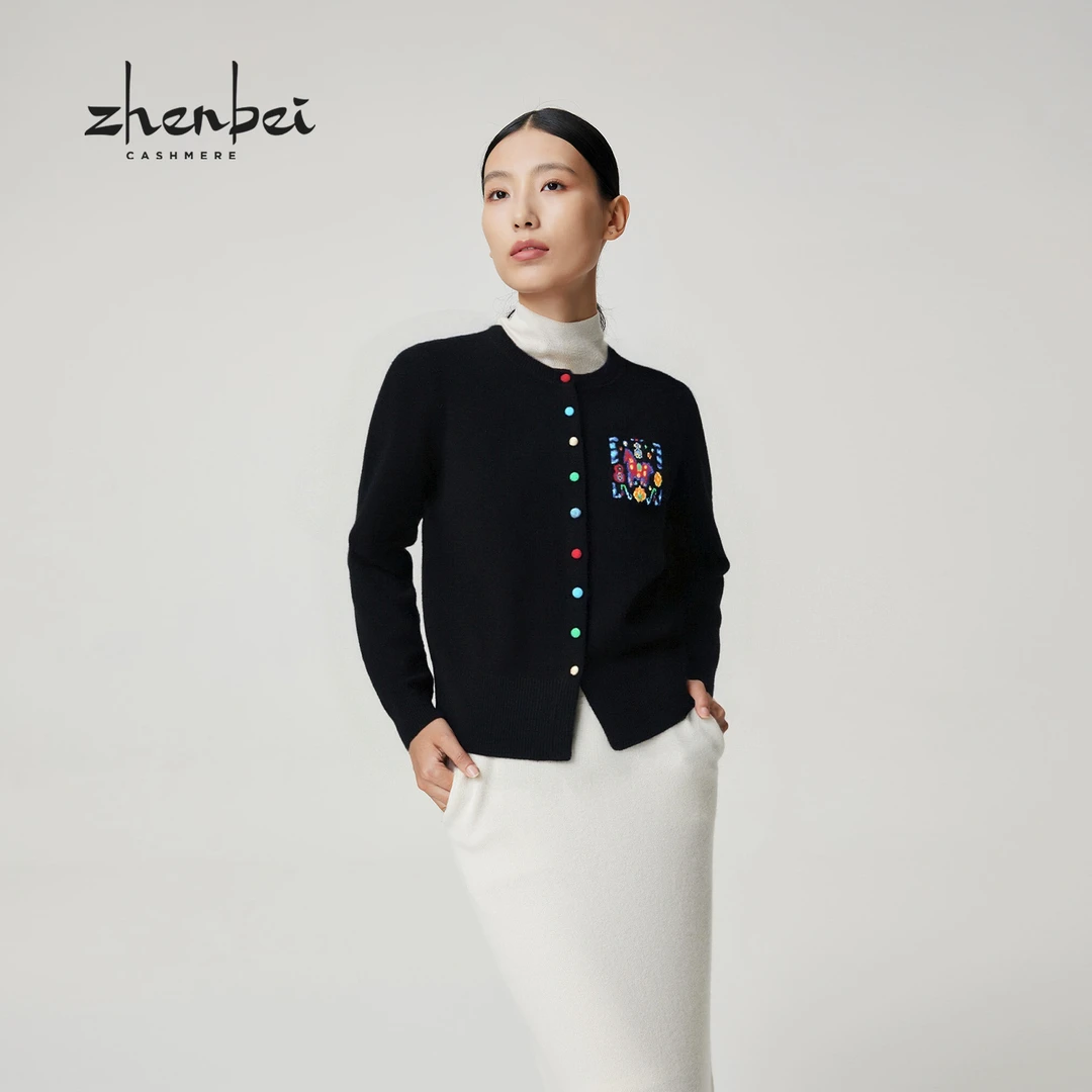 ZB/珍贝2025秋冬新品 高支纱马上有钱圆领女开衫/56530