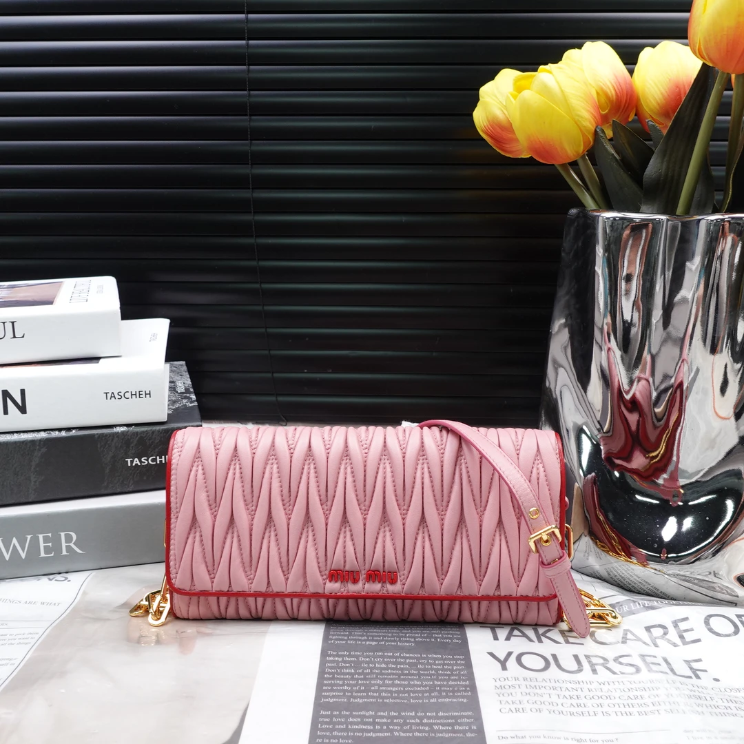 95新 MIU MIU/缪缪 单肩包/T10300650