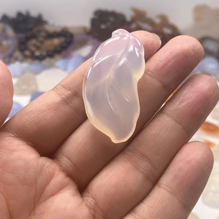 玛瑙/玉髓颈饰未镶嵌