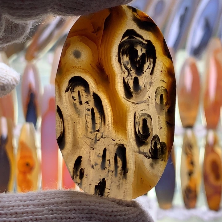 未镶嵌颈饰玛瑙/玉髓73