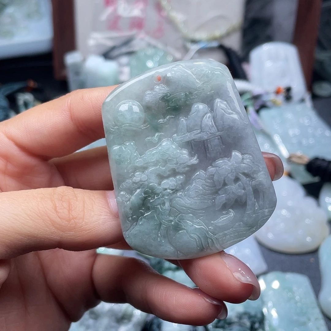 翡翠未镶嵌颈饰翡翠