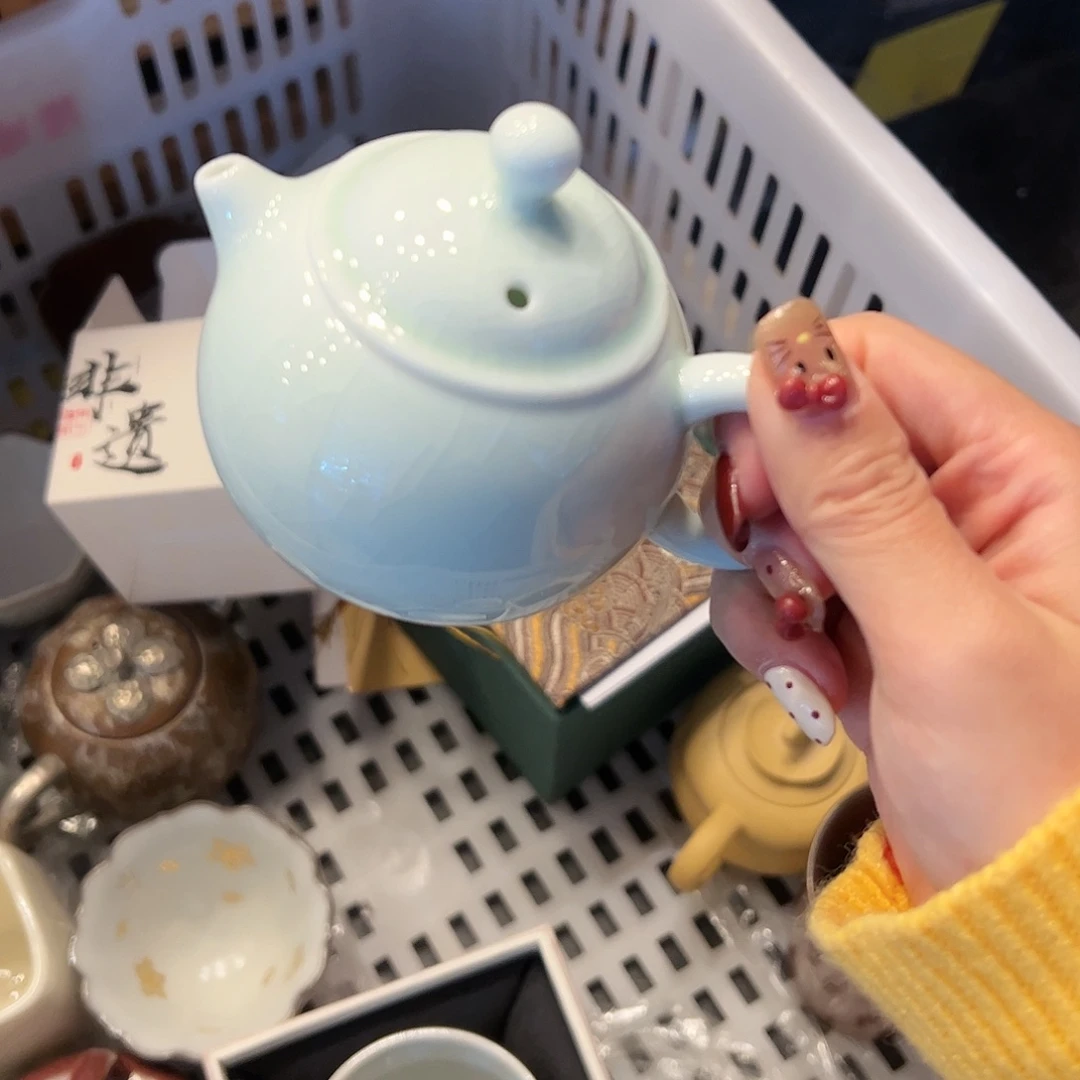 瓷片哈哈哈哈哈哈哈哈哈