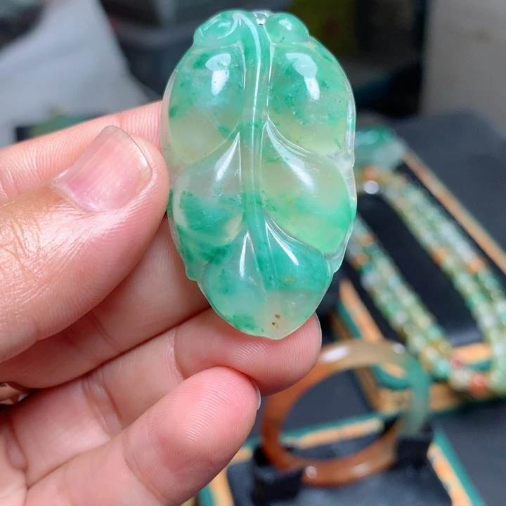 石英质玉未镶嵌吊坠(不含链)