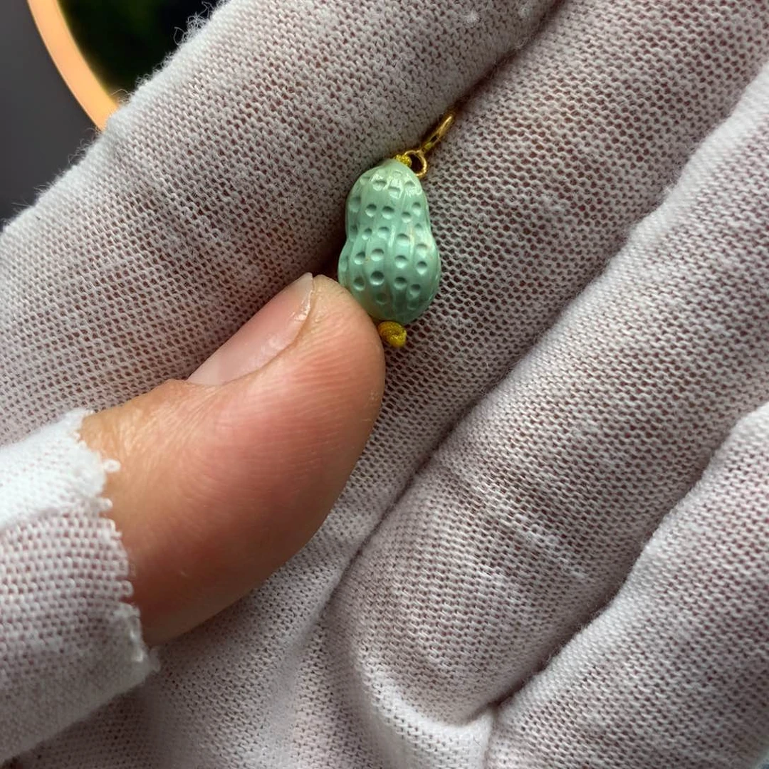 绿松石挂件未镶嵌