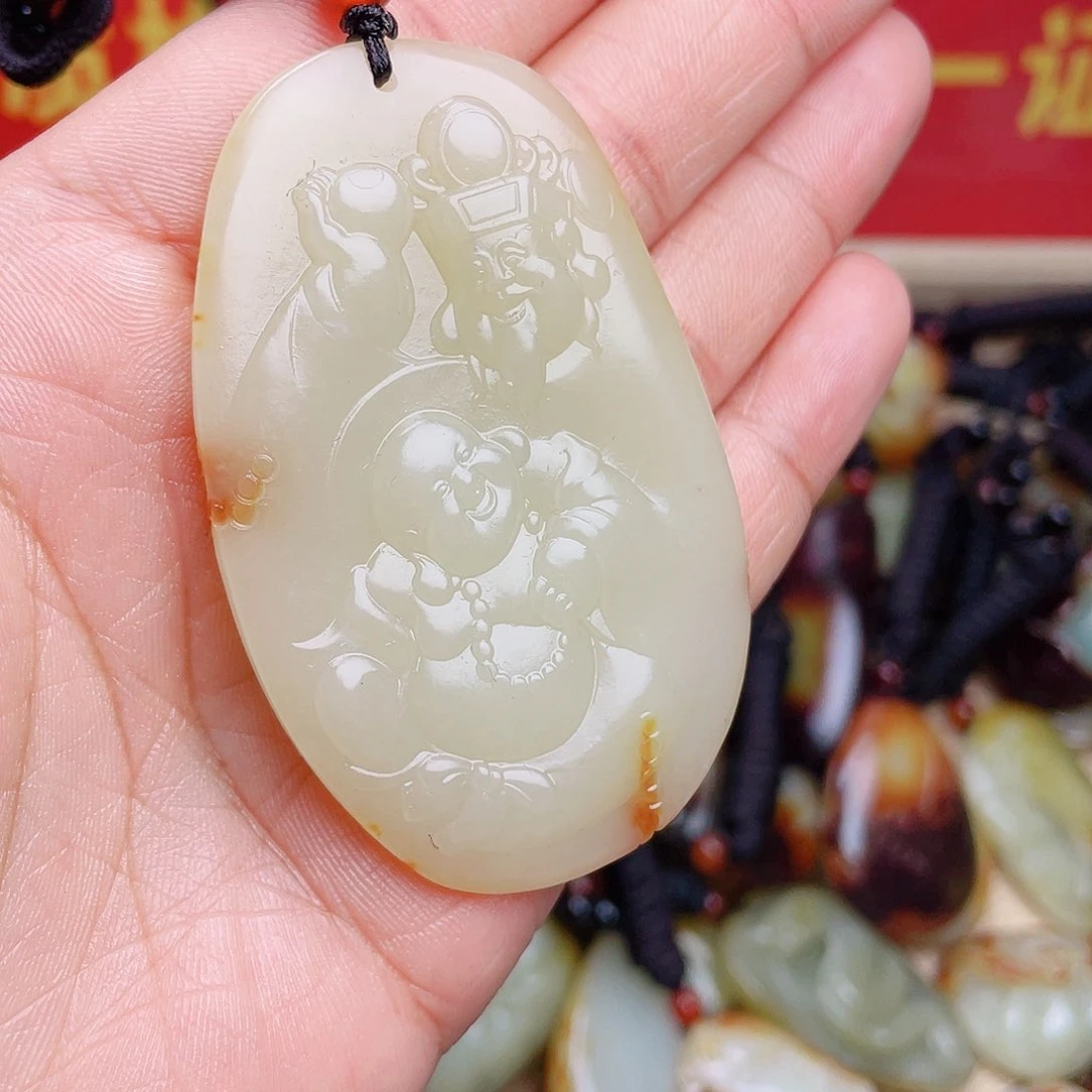 和田玉颈饰未镶嵌