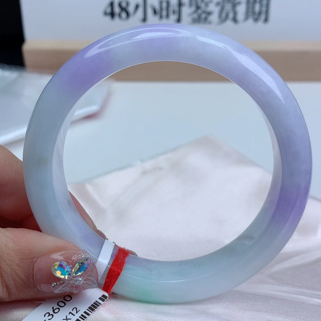 翡翠手镯未镶嵌58.7圈口