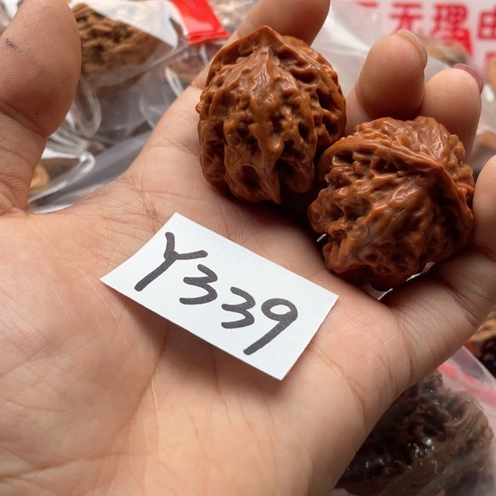 文玩核桃把件核桃