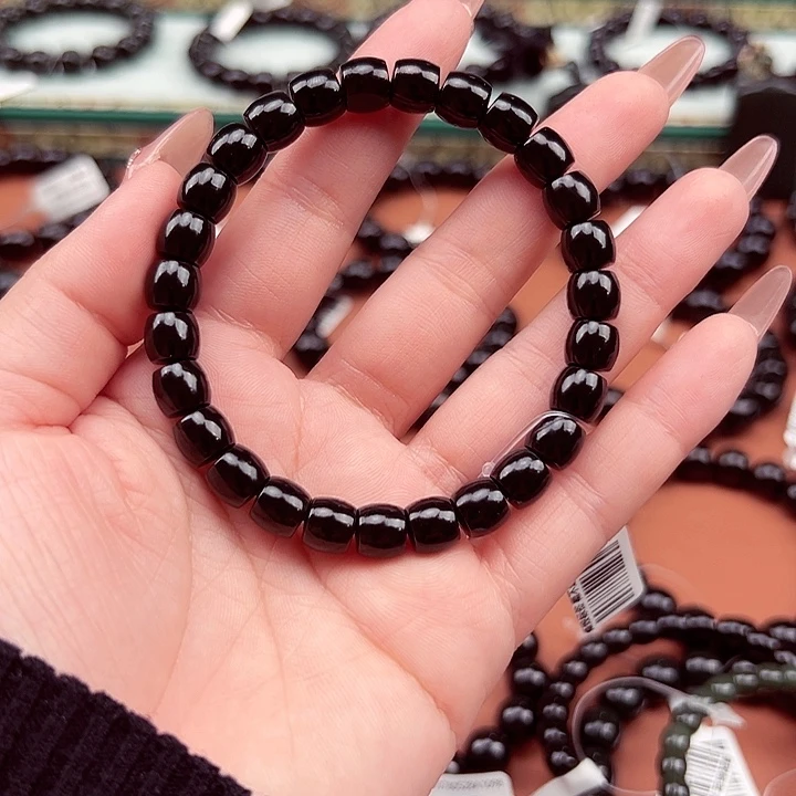 伟***哥和田玉未镶嵌手串