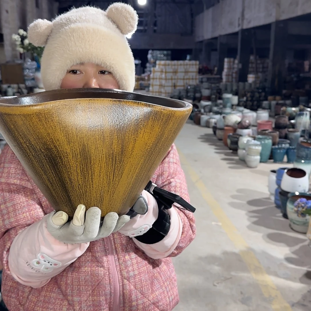 王嫂花盆260104-320高25口33