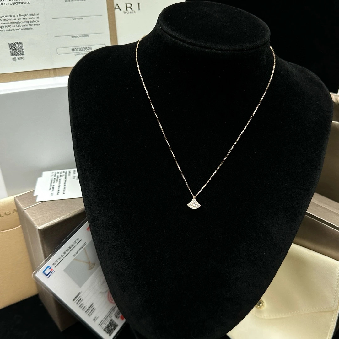 99新 BVLGARI/宝格丽 玫瑰金满钻小号扇子项链 12724