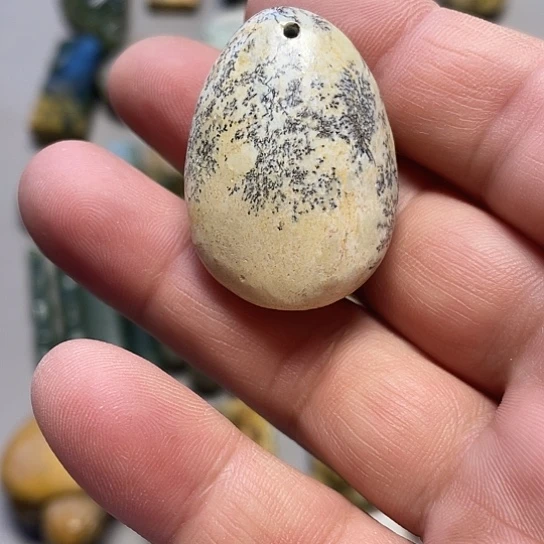 岫岩河磨玉（透闪石质玉）未镶嵌挂件