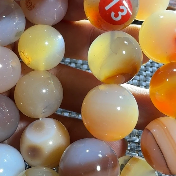 周***哥玛瑙/玉髓未镶嵌颈饰