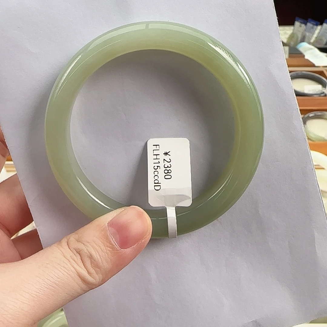 和田玉未镶嵌手镯57