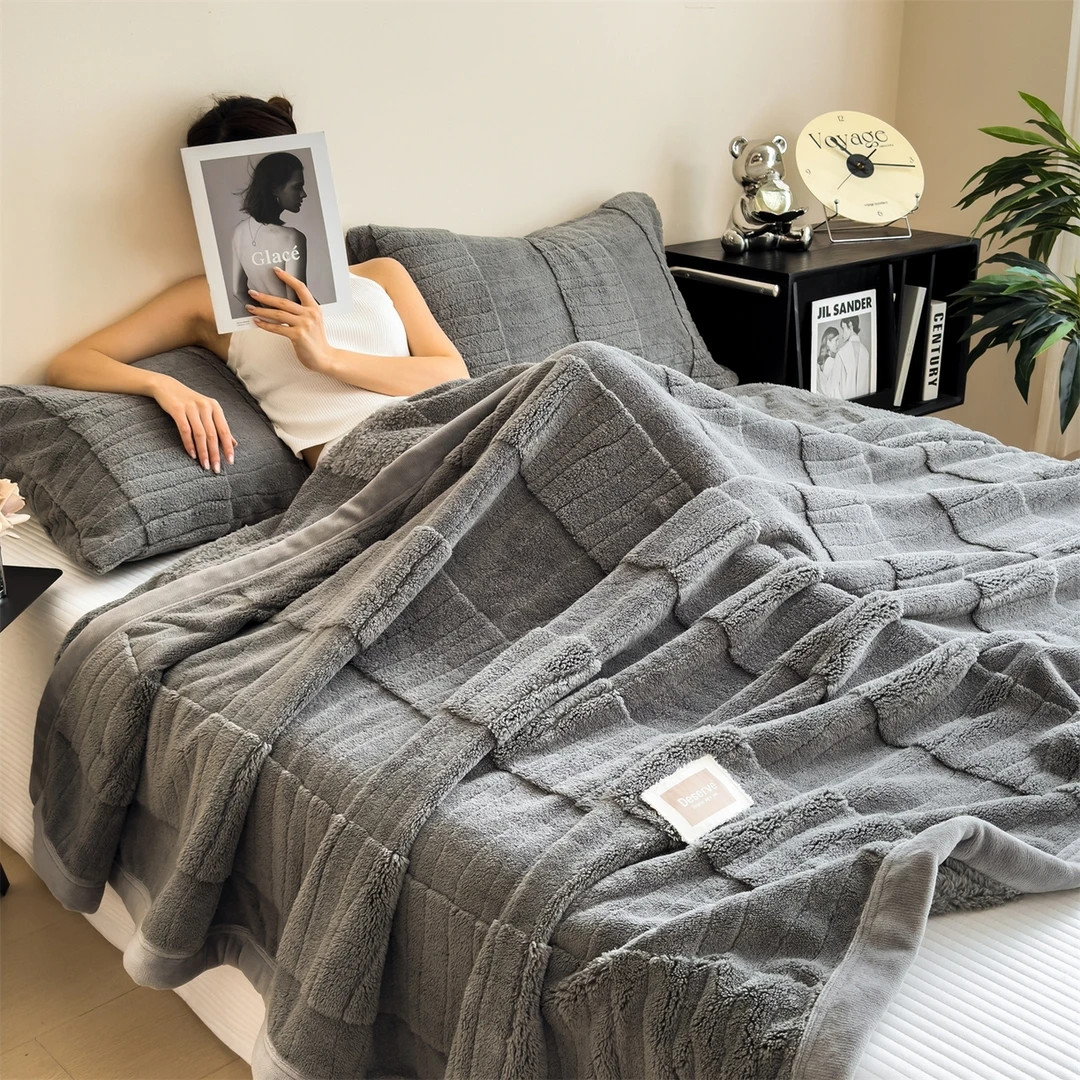 提花云熙绒双面绒毯多功能春秋保暖毛毯午休毯盖毯休闲毯家用宿舍