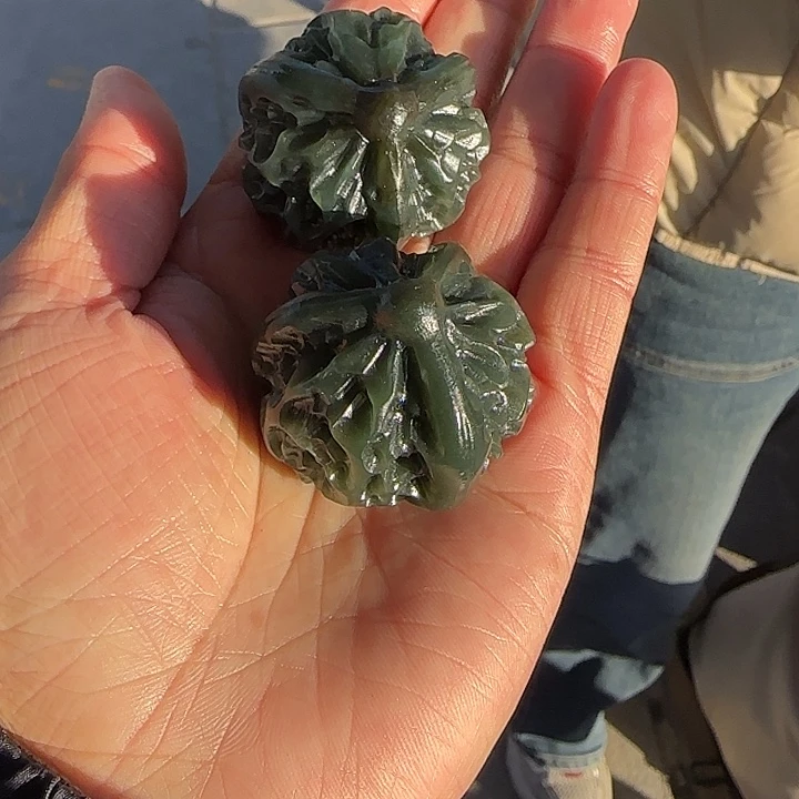 采***薇和田玉未镶嵌颈饰