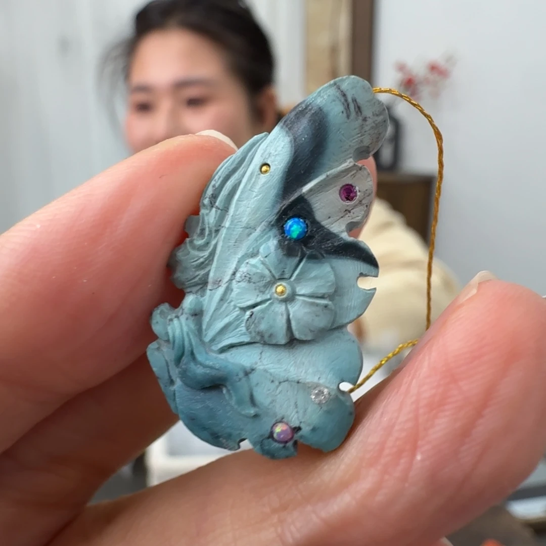 绿松石未镶嵌珠宝奇石