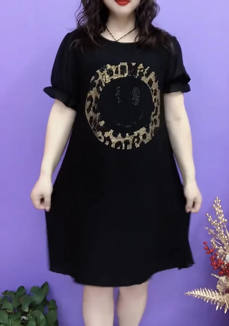 高端网红爆款时尚连衣裙女2024夏季新款法式美背方领泡泡袖收腰裙