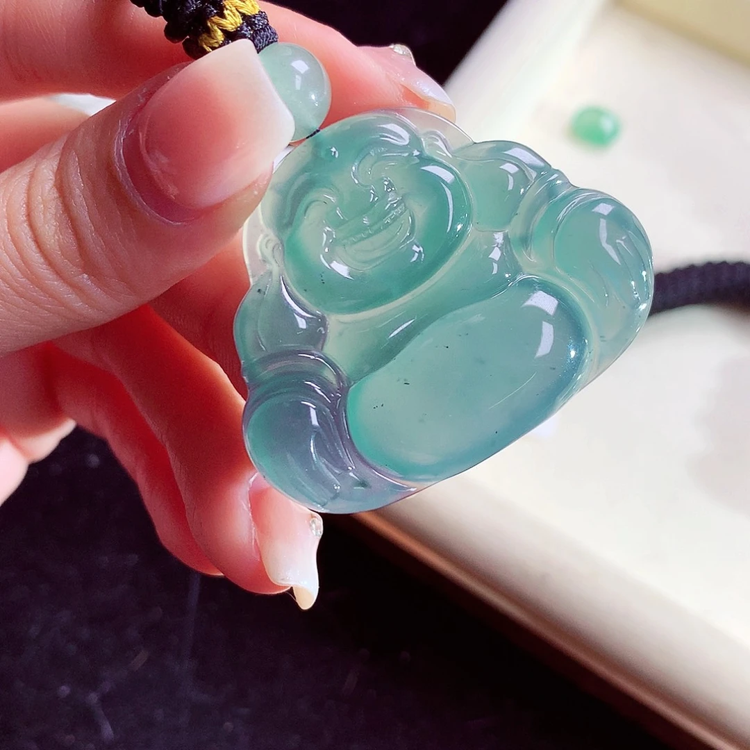 颈饰未镶嵌翡翠天然