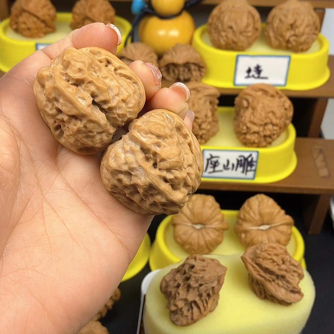 核桃蛤蟆头 文玩/木作/... 文玩把件