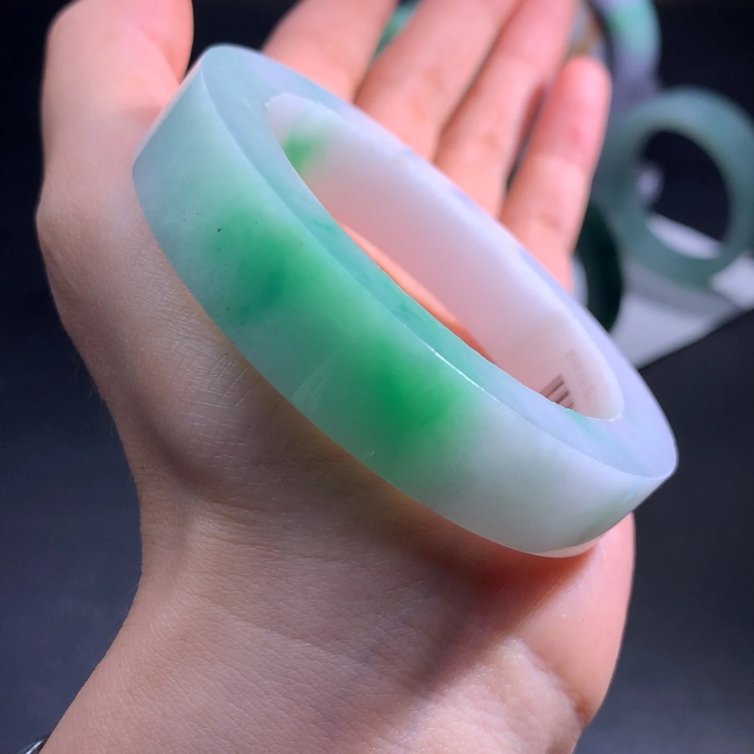 未镶嵌双十一大漏定制翡翠石****）