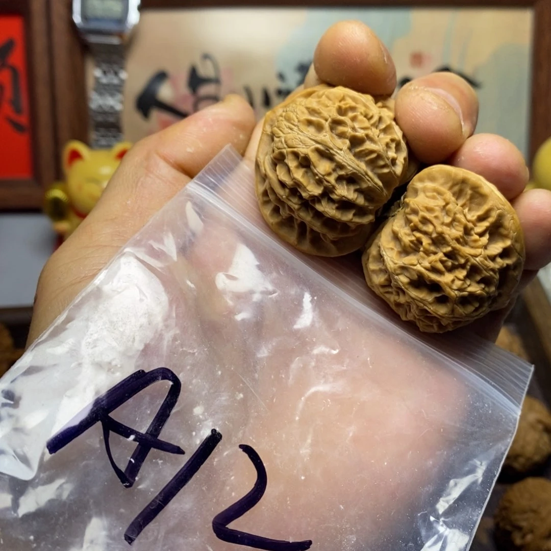 瑞麟文玩核桃宫灯