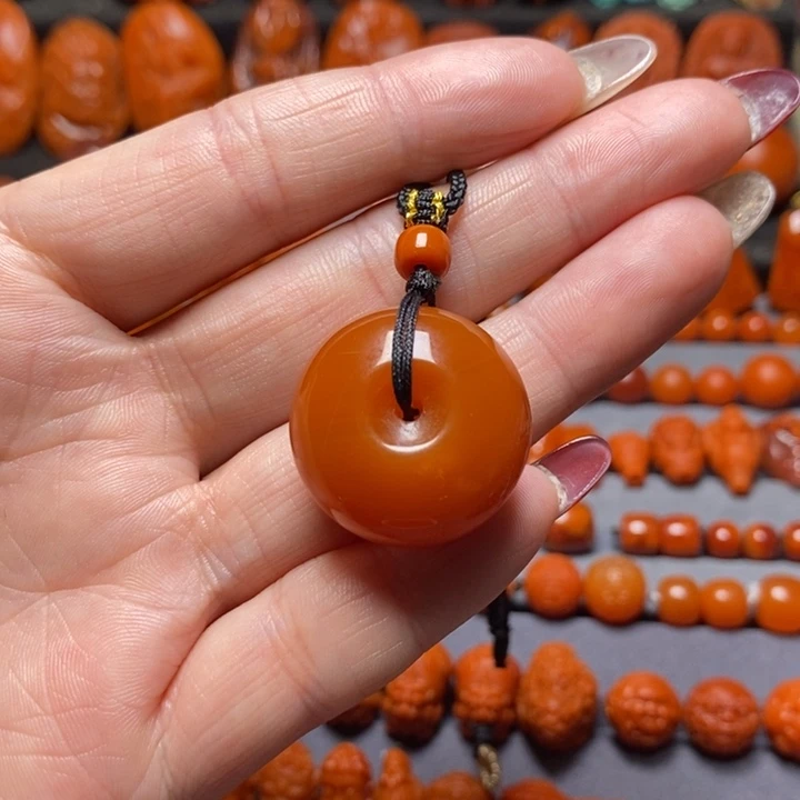 南红玛瑙未镶嵌珠宝半成品