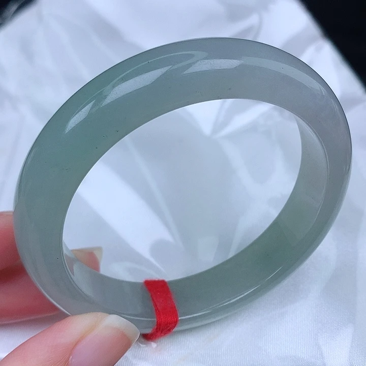 未镶嵌手镯翡翠天然