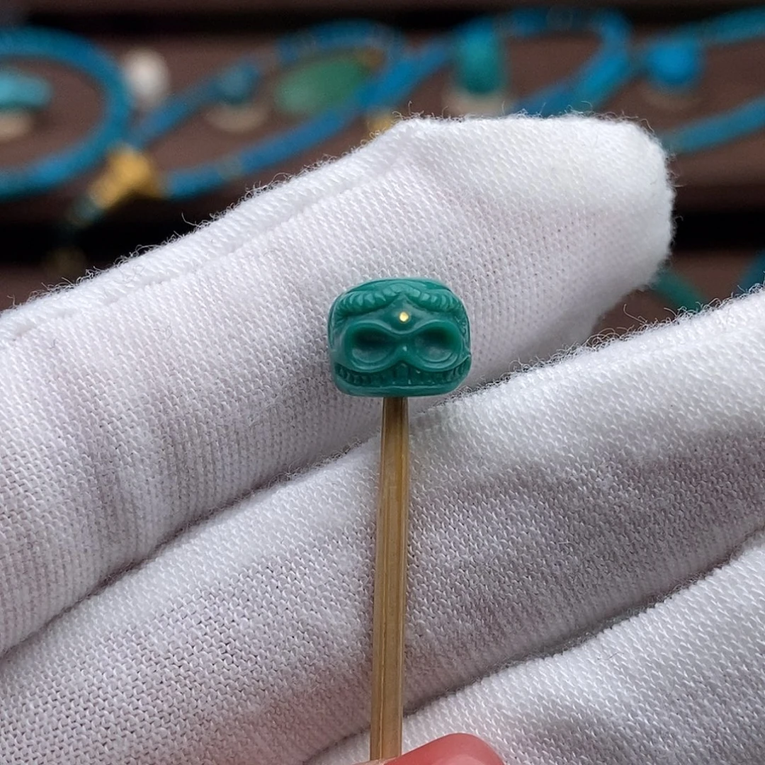 咖***嘣绿松石未镶嵌绿松石配饰