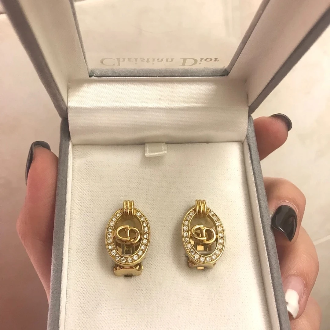 95新 DIOR/迪奥 全原耳夹椭圆小钻法式