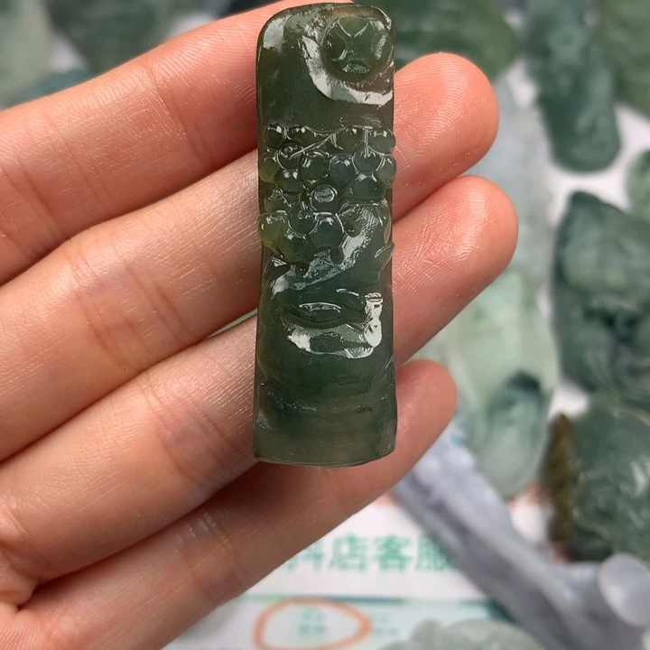 未镶嵌定制翡翠翡翠