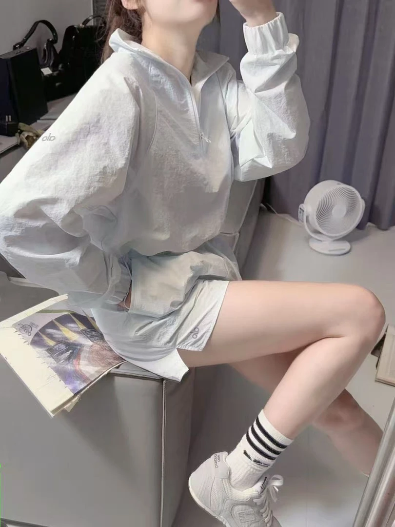 A141【천억수출입】韩系~AL0水蓝色立领半拉链水灵感长袖短外套＋短裤套装