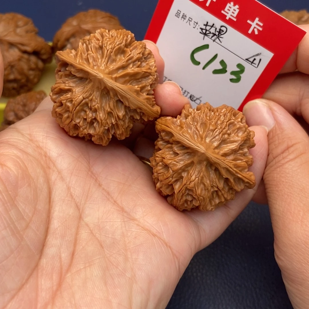 吊坠文玩核桃文玩核桃