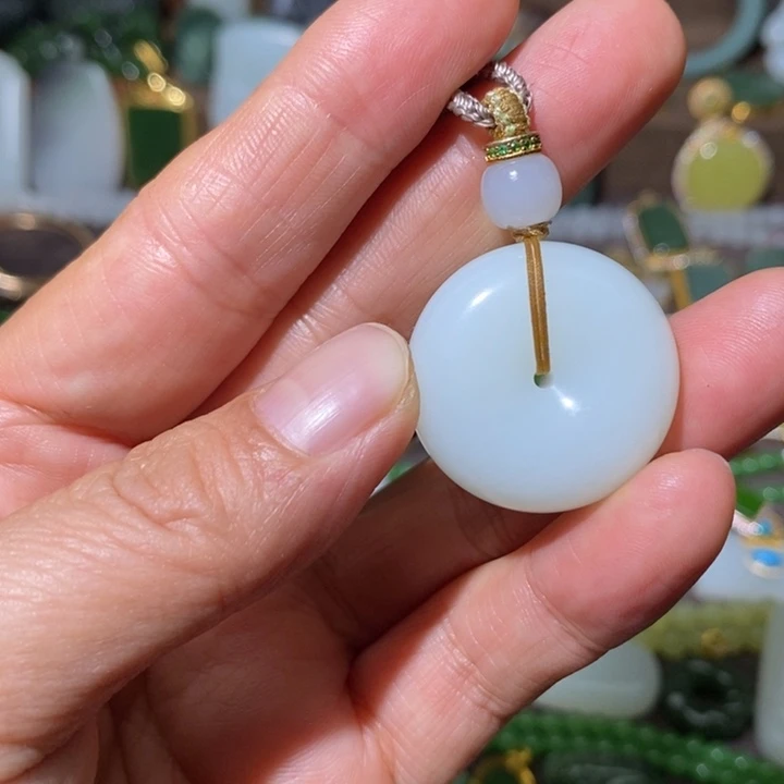 ঞ***࿐和田玉（碧玉）未镶嵌颈饰