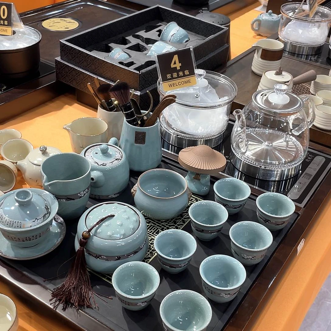 茶盘和大块一起在外面