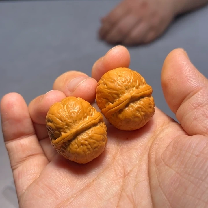 文玩核桃把件天启元宝3032